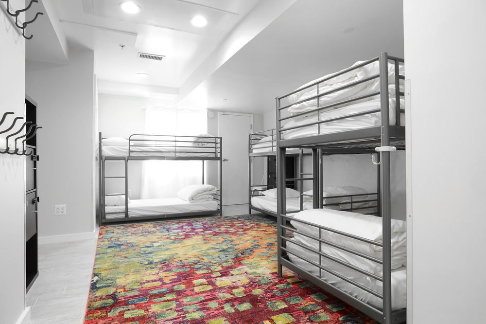 Highroad Washington Dc Hotel Екстериор снимка